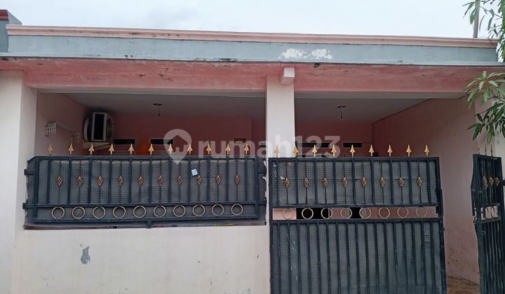 SHM 1-Story House in Bekasi, 10 Minutes to Ananda Hospital, Flood-Free J38976 SHM 1-Story House in Bekasi, 10 Minutes to Ananda Hospital, Flood-Free J38976