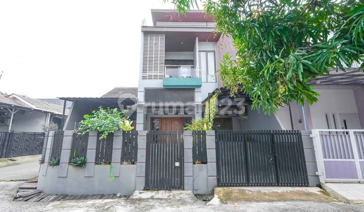Rumah Hadap Utara 5 Kamar Tidur Siap KPR 7 Menit ke The Park Sawangan J-35883