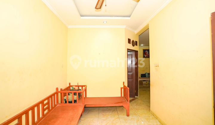 Flood-Free House 8 Minutes to Depok Lama Station Facing North J34889 2