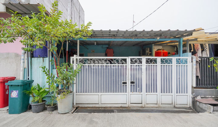 Rumah Hadap Utara SHM 10 menit ke Rumah Sakit Tiara Bekasi J-35635 Rumah Hadap Utara SHM 10 menit ke Rumah Sakit Tiara Bekasi J-35635