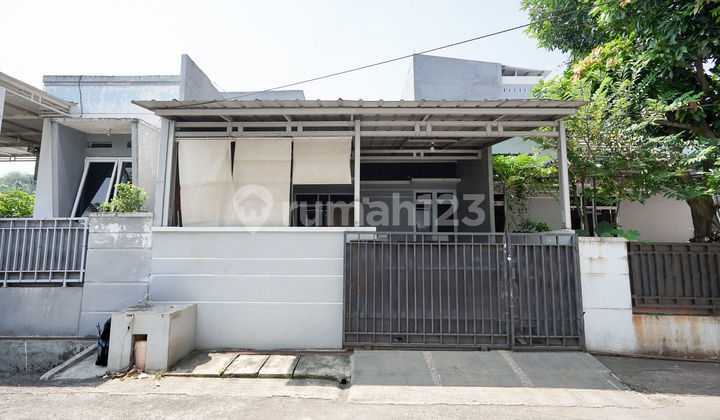 Rumah Siap Huni Dekat Plasa Cibubur SHM Dibantu KPR J-34210