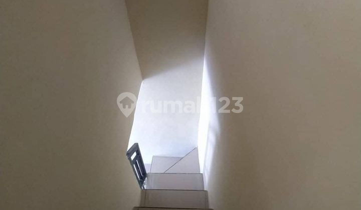 Rumah Seken 2 Lantai 15 Menit ke Cibinong City Mall Dibantu KPR J31902 2