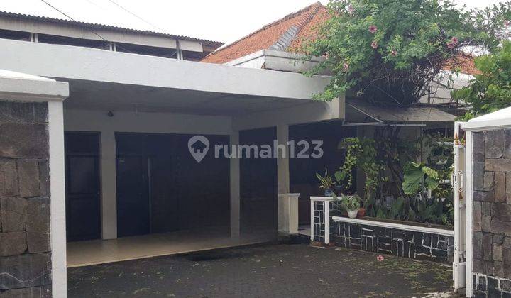 Di  Rumah Lokasi Yang Strategis Jl. Wirajasa Jakarta Timur 1