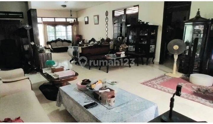 Di  Rumah Lokasi Yang Strategis Jl. Wirajasa Jakarta Timur 2