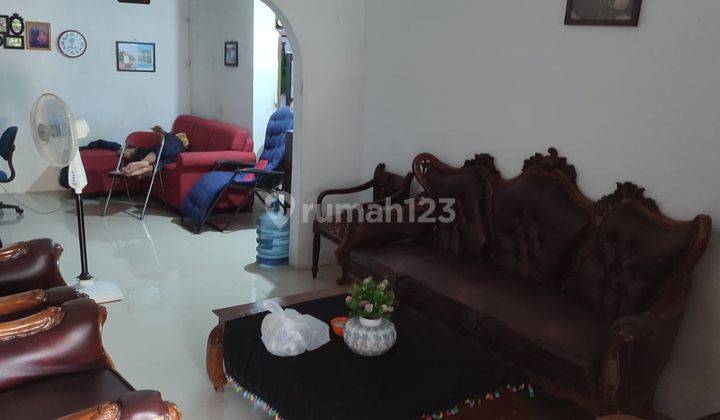 Di Jual Rumah 2 Lantai Dengan Akses Jalan Yang Luas 2