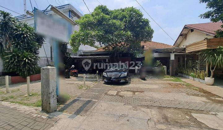 Di Jual Rumah Dgn Area Terbuka Luas di Keb.lama, Jaksel 1