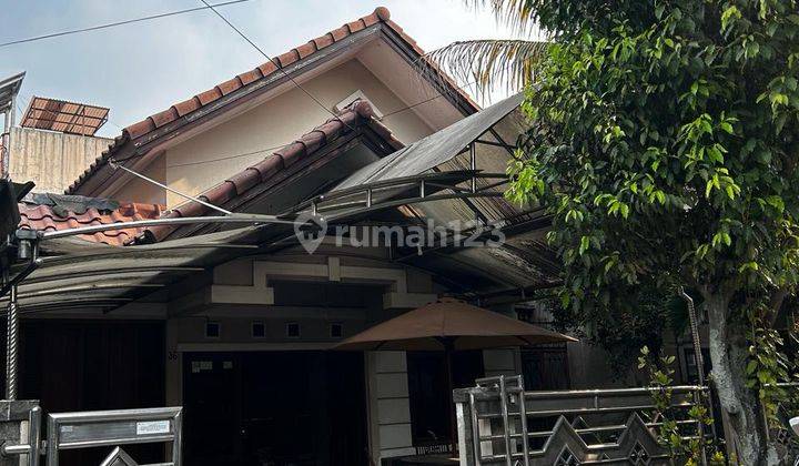 DIJUAL RUMAH TERAWAT SEMI FURNISHED SIAP HUNI DI BATUNUNGGAL MULIA 1