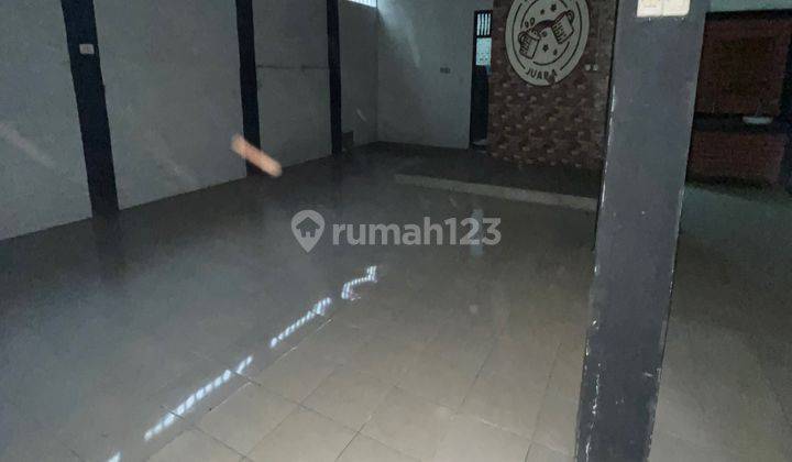 DISEWAKAN BANGUNAN TEMPAT USAHA DI PUSAT KERAMAIAN JALAN TERUSAN BUAH BATU 2