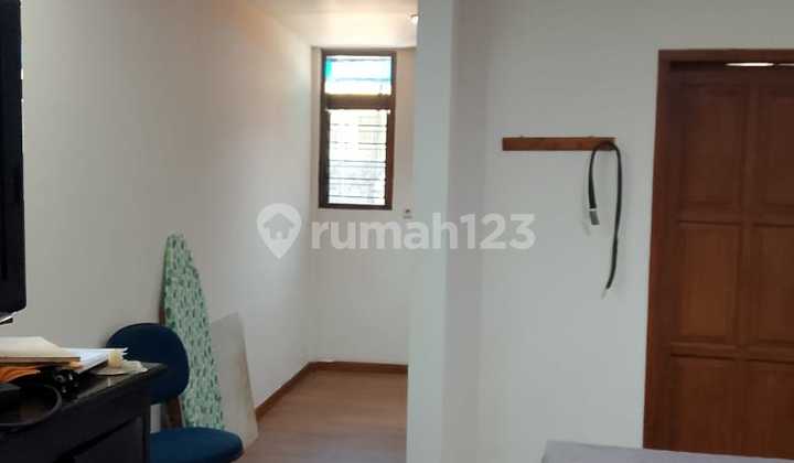 Rumah 2 Lantai Full Furnished Siap Huni Di Jalan Riau Kota Bandung