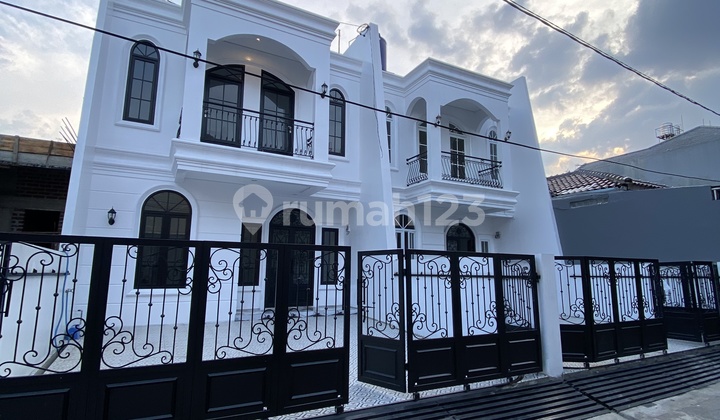 Rumah Baru 2 Lantai Lokasi Strategis Di Turangga Bandung