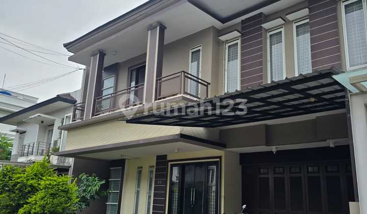 Rumah Minimalis 2 Lantai Bagus Terawat di Mekarwangi Kota Bandung