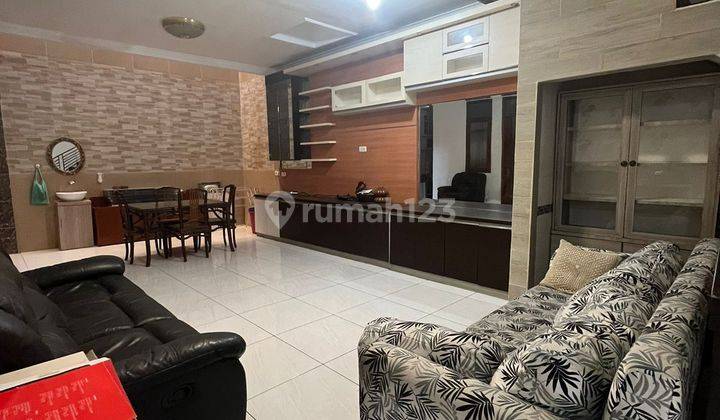 Rumah 2 Lantai Semi Furnished Lokasi Strategis Di Turangga Bandung 1