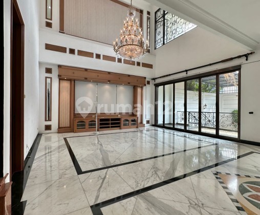For Sale Luxury House with Basement Ready to Occupy West Kuningan Area South Jakarta 2