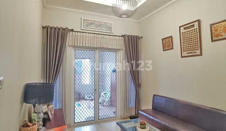 Affordable Price for Sale 2-Story Semi-Furnished House in Pasar Minggu Near TB Simatupang 2