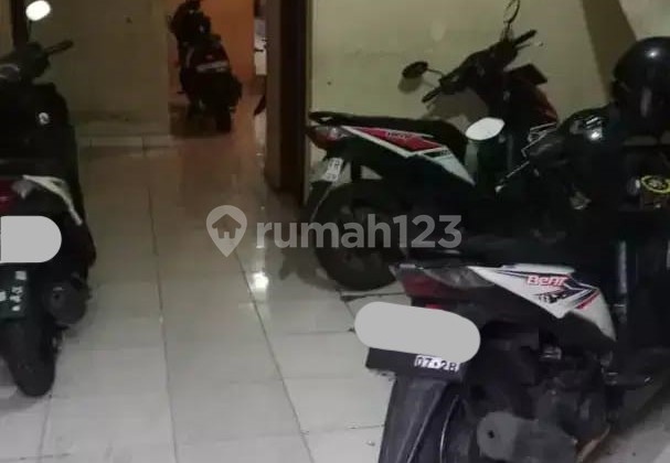 Quick Sale: 17-Room Boarding House in Strategic Area, Matraman, East Jakarta Quick Sale: 17-Room Boarding House in Strategic Area, Matraman, East Jakarta