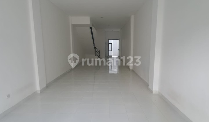Shop House New Building 3 Floors Ready to Use Located in West Cengkareng, West Jakarta 2