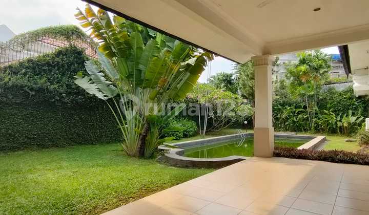 Jual Rumah Lokasi Premium Area Kemang Dalam Jakarta Selatan With Pool & Garden 2