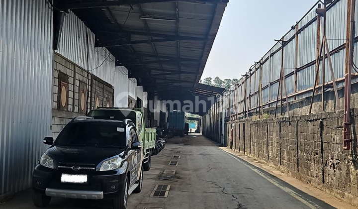 Disewakan Gudang Ex Pabrik Bisa Untuk Industri Ringan di Daan Mogot Raya Jakarta Barat Disewakan Gudang Ex Pabrik Bisa Untuk Industri Ringan di Daan Mogot Raya Jakarta Barat