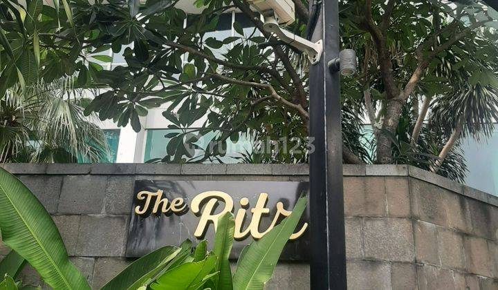 Jual Unit Apartemen Kemang Village Ritz Tower With Private Lift  2