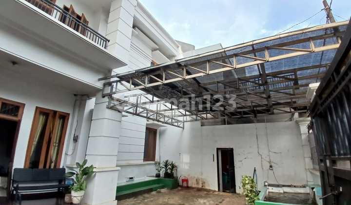 For Sale Fast 2-Story Semi-Furnished House in Cengkareng, West Jakarta