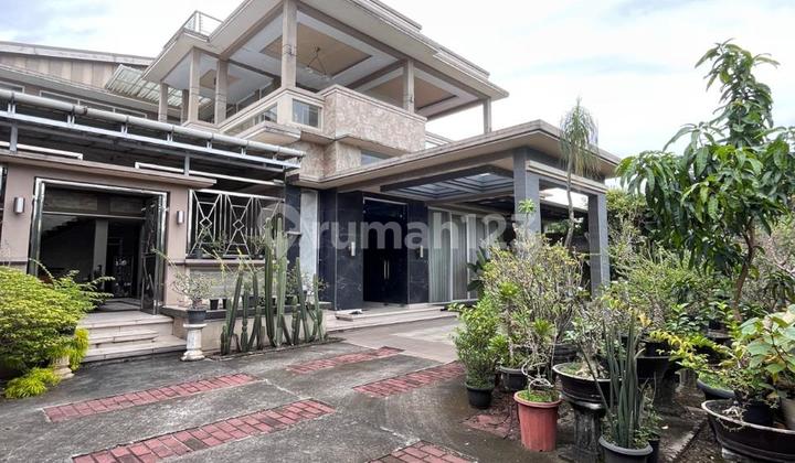 Rumah Mewah Luas dan Bagus Ada Kolam Ikan Lokasi Gunung Putri Bogor 2