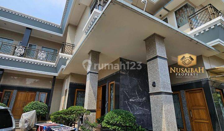 Rumah Mewah Full Furnish Jatiwaringin Jakarta Timur 2