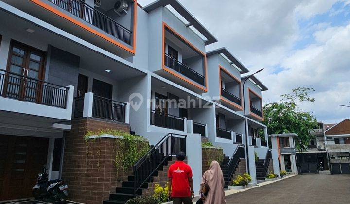 Rumah baru 3 lantai condet jakarta timur 2