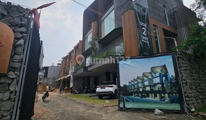 Town house at kemang utara 4 lantai jakarta selatan 2