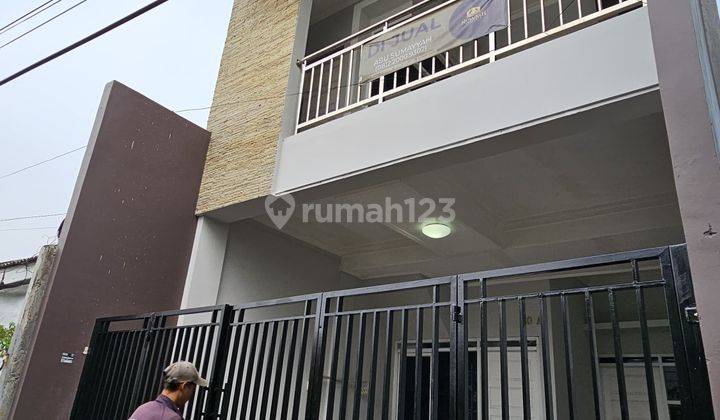 Rumah Cantik 2 Lantai Siap Huni Condet Jakarta Timur 2