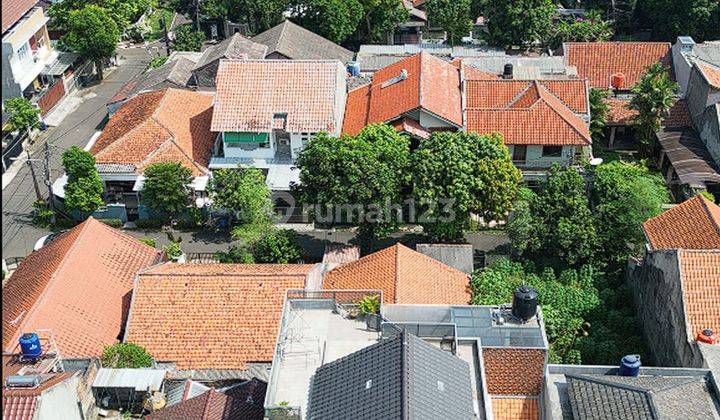 Rumah Bagus Jagakarsa Dalam Kompleks Modern Etnic Tropis  2