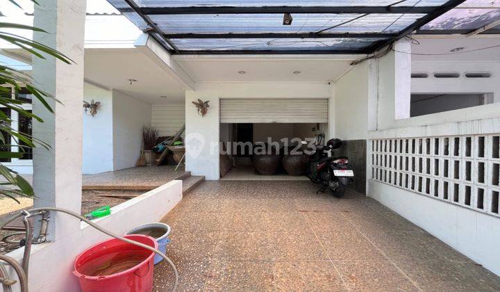 Dijual Rumah Pondok Indah Jakarta Selatan, 3 Bedroom 2