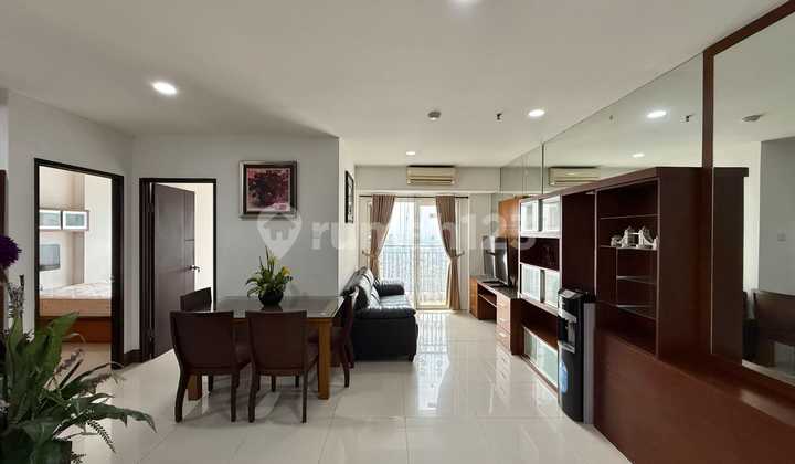 Dijual Apartemen Cosmo Mansion - 3 Bedroom