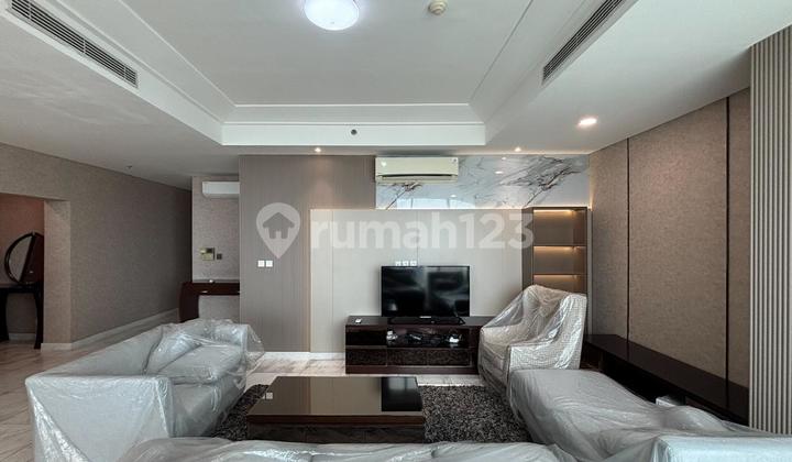 Disewakan Apartemen The Peak Sudirman - 3 Bedroom Disewakan Apartemen The Peak Sudirman - 3 Bedroom