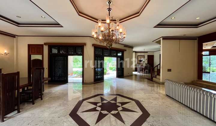 Dijual Rumah Di Kuningan Jakarta Selatan - 6 Bedroom