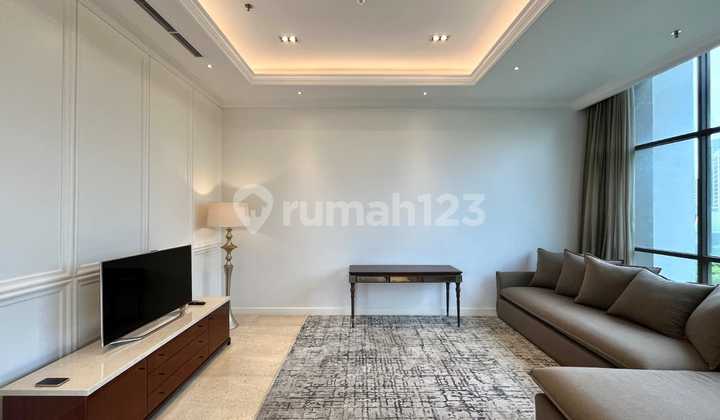 Dijual Apartement Senopati Suites, 3 Bedrooom