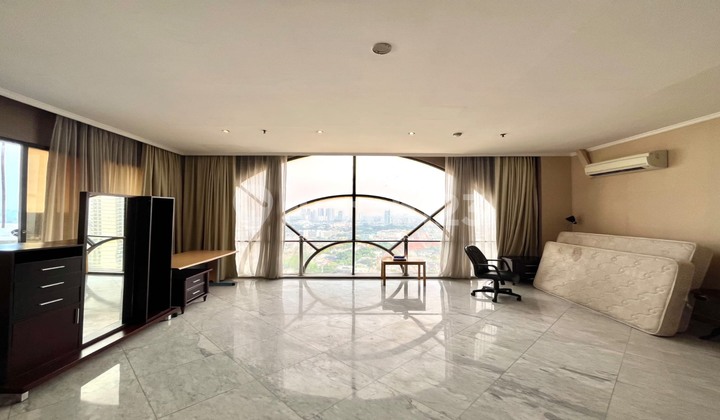 Dijual Apartemen Simprug Indah Penthouse, 3 Bedroom