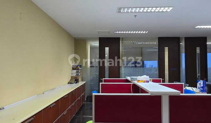 Dijual Office 8 Di Jakarta Selatan
