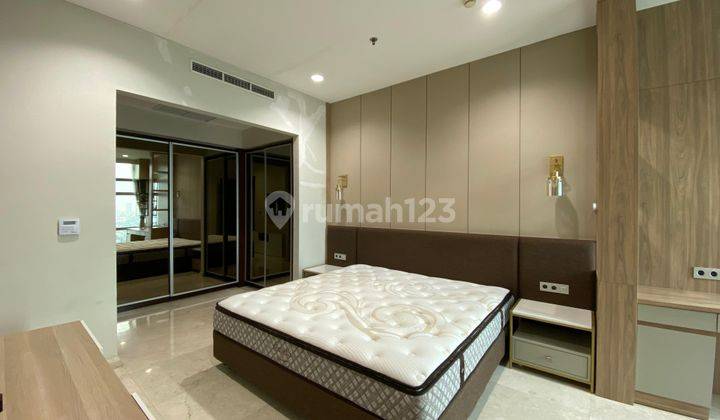 Essence Darmawangsa 3BR Fully Furnished H001  1