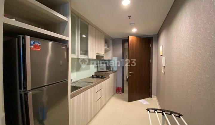 Kemang Village Residence Studio Fully Furnished H001  2