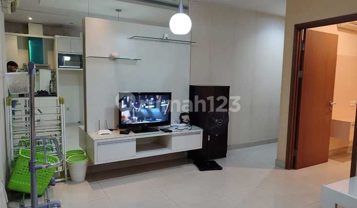 ruang keluarga sahid sudirman residence 1 br