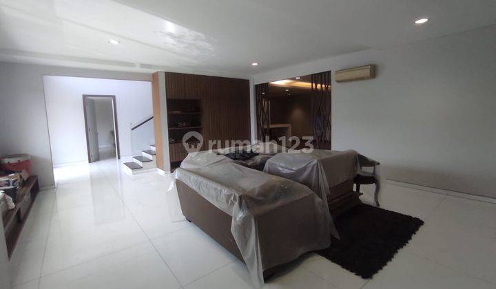 For Rent At Intercon Kebon Jeruk 2 Floor 3 BR Semi Furnished Ma01 2