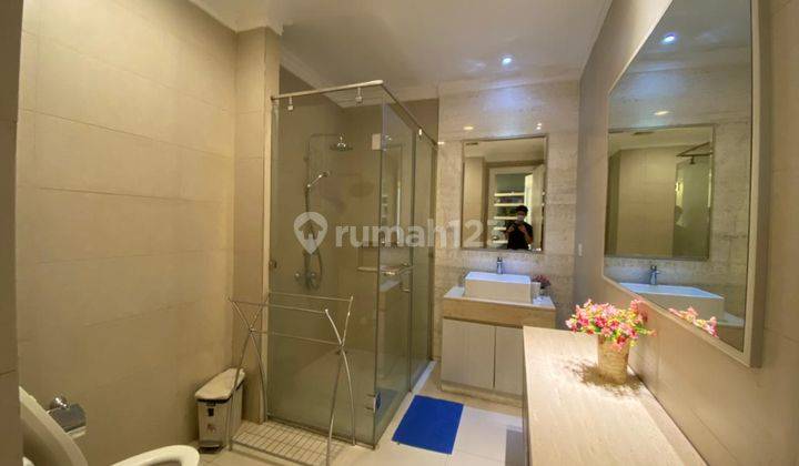 Residence 8 Senopati 2 BR Fully Furnished H001  2