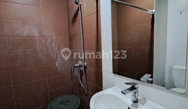 Puri Orchard Apartment Studio Semi Furnished (AA022) 2