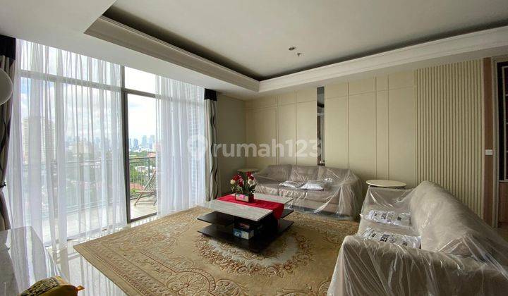 ruang tamu essence darmawangsa apartment 3 br