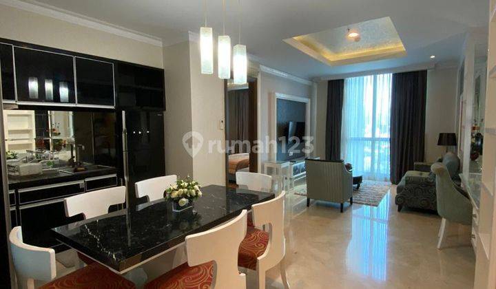 ruang makan residence 8 senopati 1 br