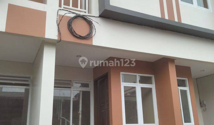 Rumah 2 kamar tidur 2 kamar mandi Kemayoran Jakarta pusat 1