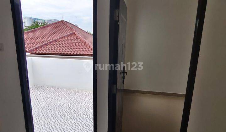 (KPR) Rumah 3 Lantai Lokasi Cempaka Putih Akses Besar 17