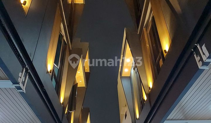 Minimalist House Amazing Super Location