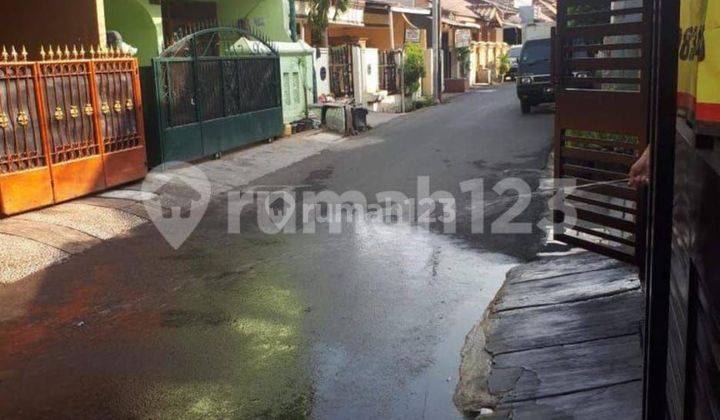 Rumah Cantik Di Tengah Kota Siap Huni Akses 2 Mobil 2