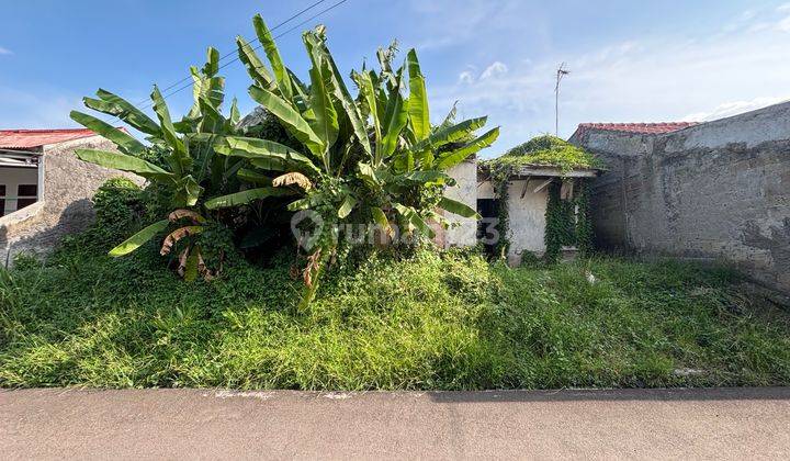 Dijual Rumah Bahan Gandeng 2 Unit Lingkungan Ramai Jalan Bagus Strategis 1